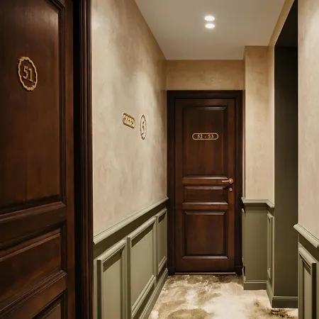Leon Apartment